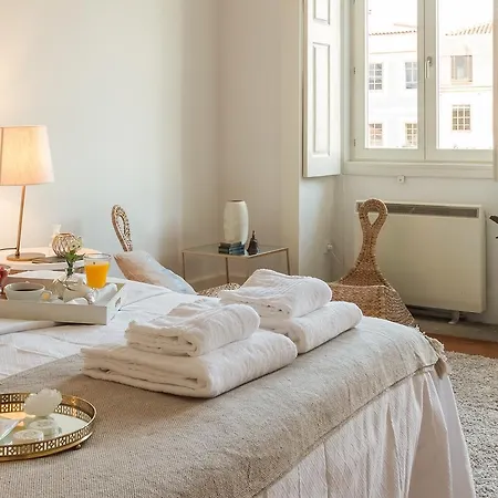 Down2town Bed & Breakfast 2*